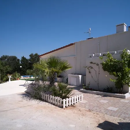 Freeman * Ostuni